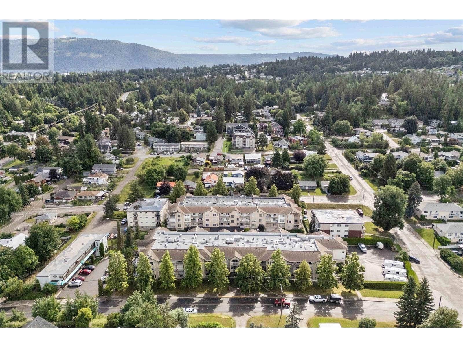 Photo 5 of 250 5 Street Se Unit 313, Salmon Arm BC