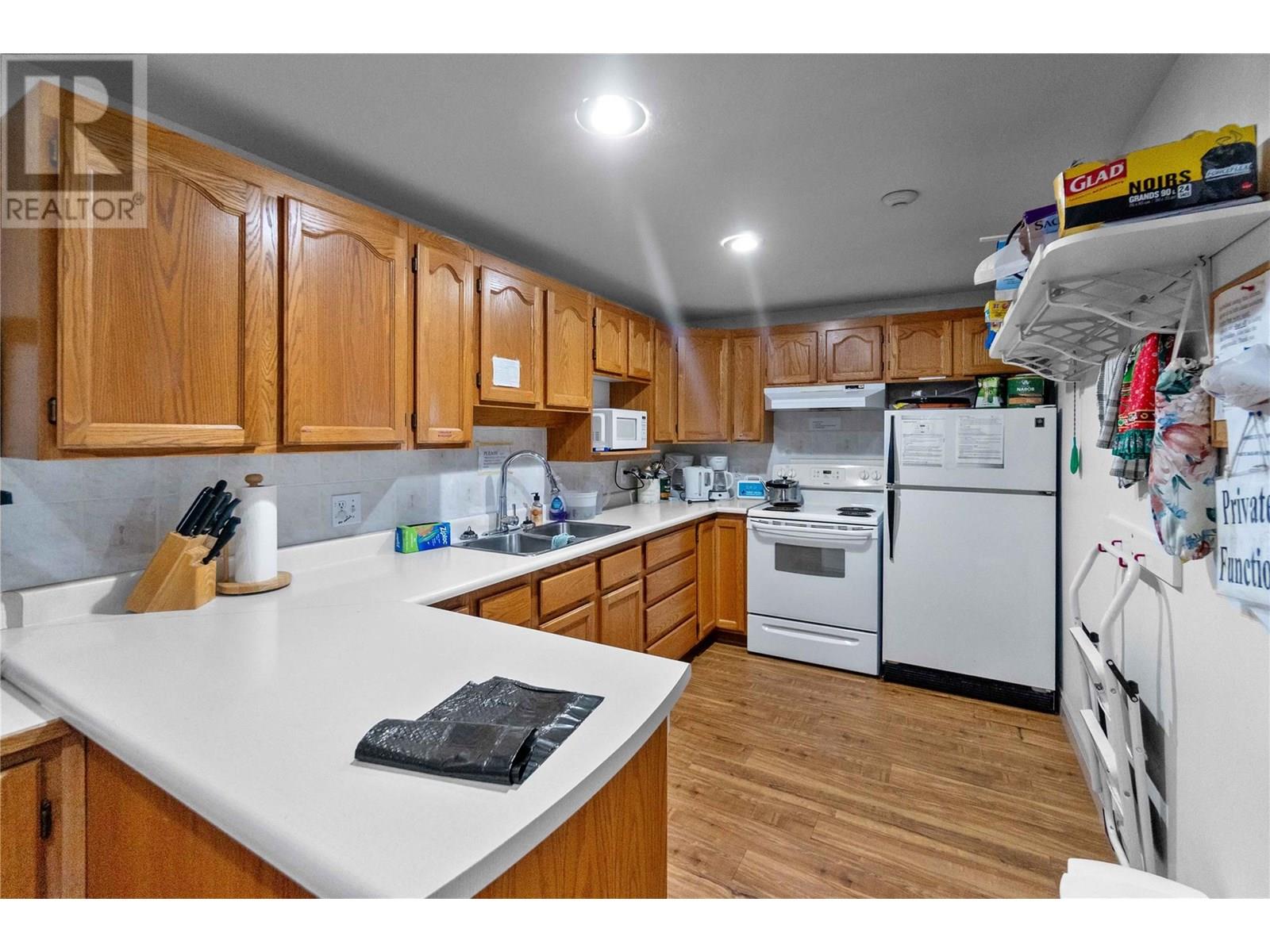 #313 250 5 Street SE - 52