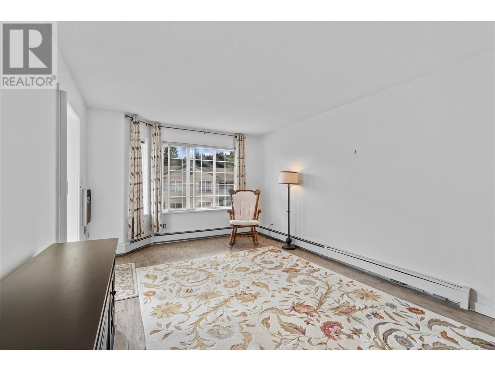 #313 250 5 Street SE - 6