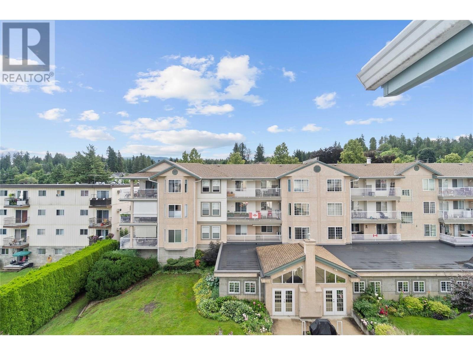 #313 250 5 Street SE - 64