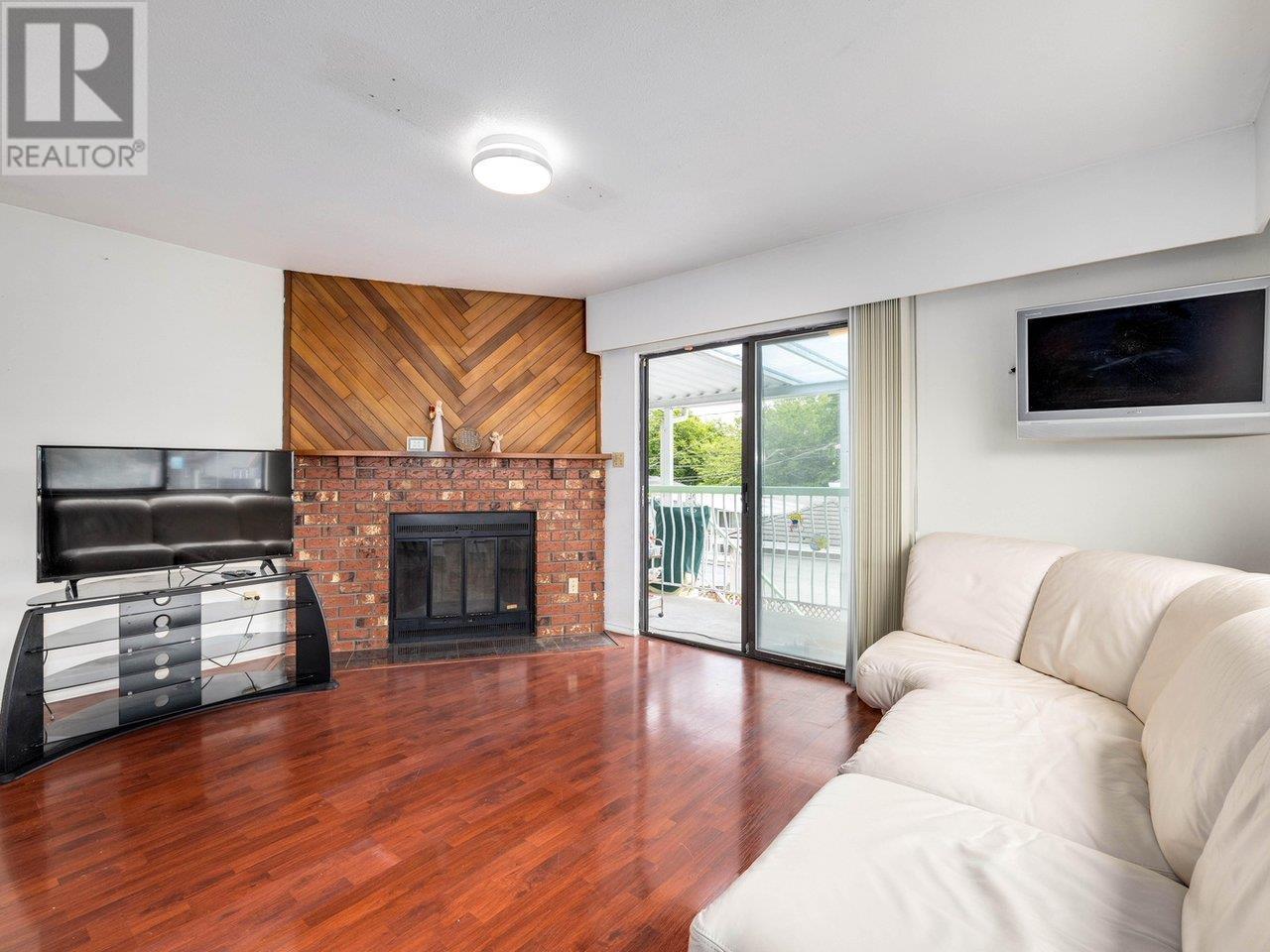 Photo 12 of 5820 Earles Street, Vancouver BC