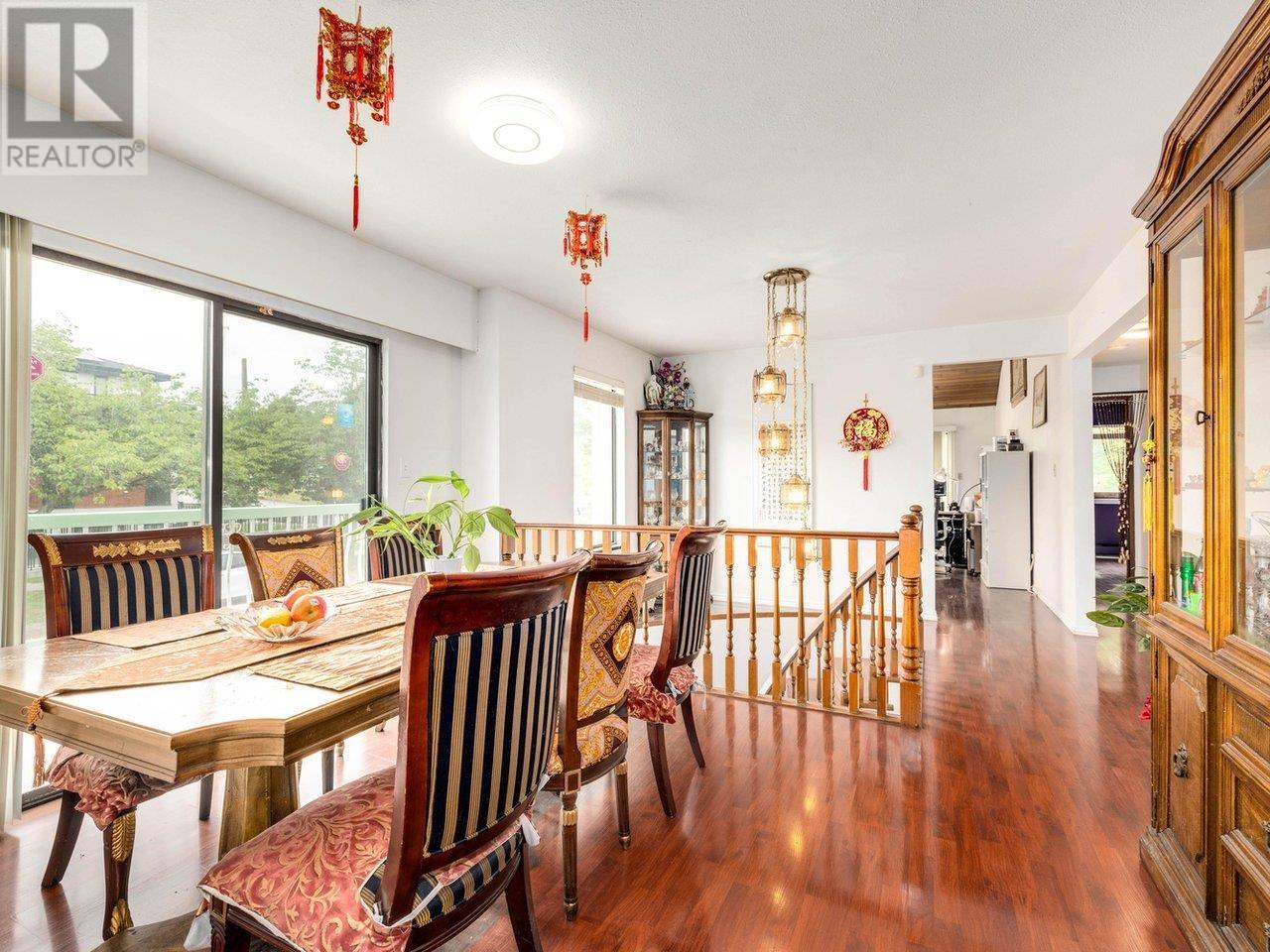 Photo 10 of 5820 Earles Street, Vancouver BC