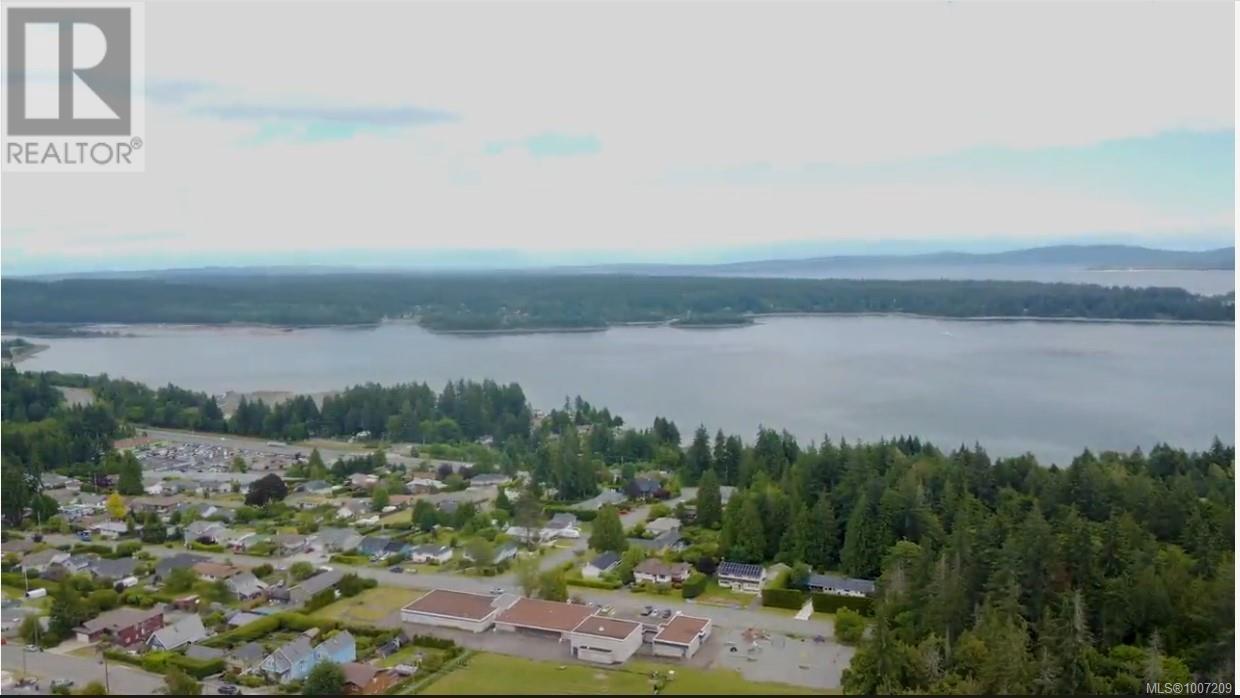 446 Thetis Dr, Ladysmith