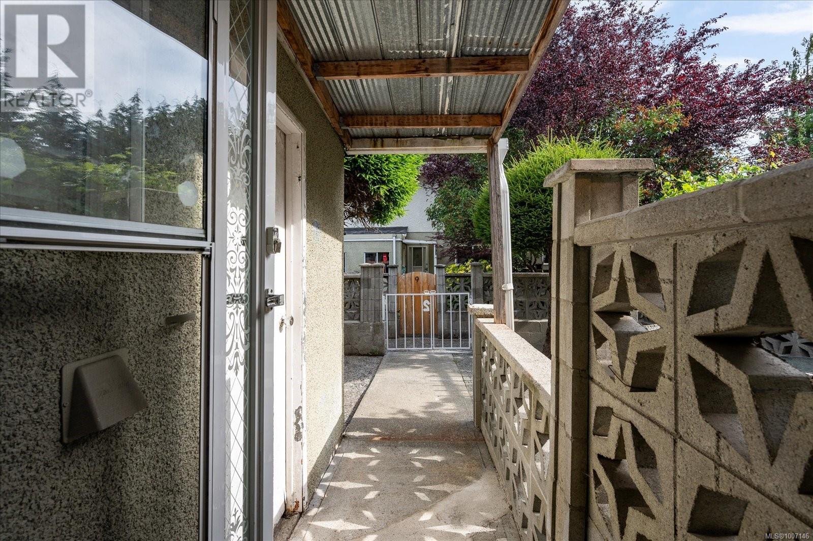 Photo 4 of 2 1656 Meredith Rd, Nanaimo BC