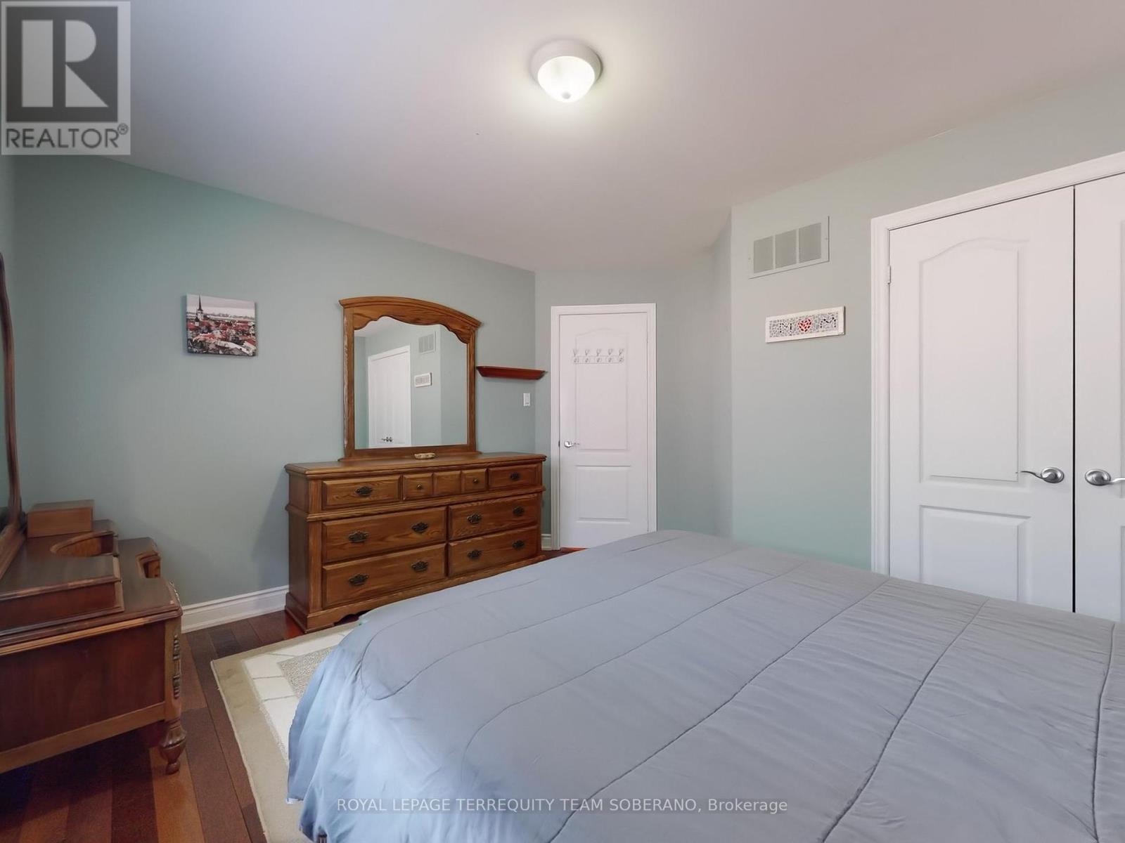 Photo 27 of 88 Montana Avenue, Toronto ON