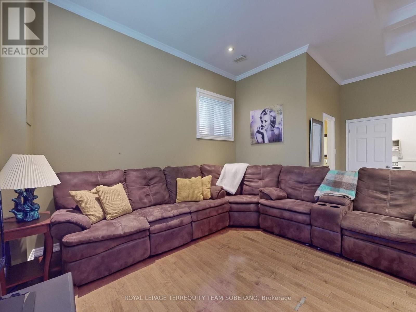 Photo 37 of 88 Montana Avenue, Toronto ON