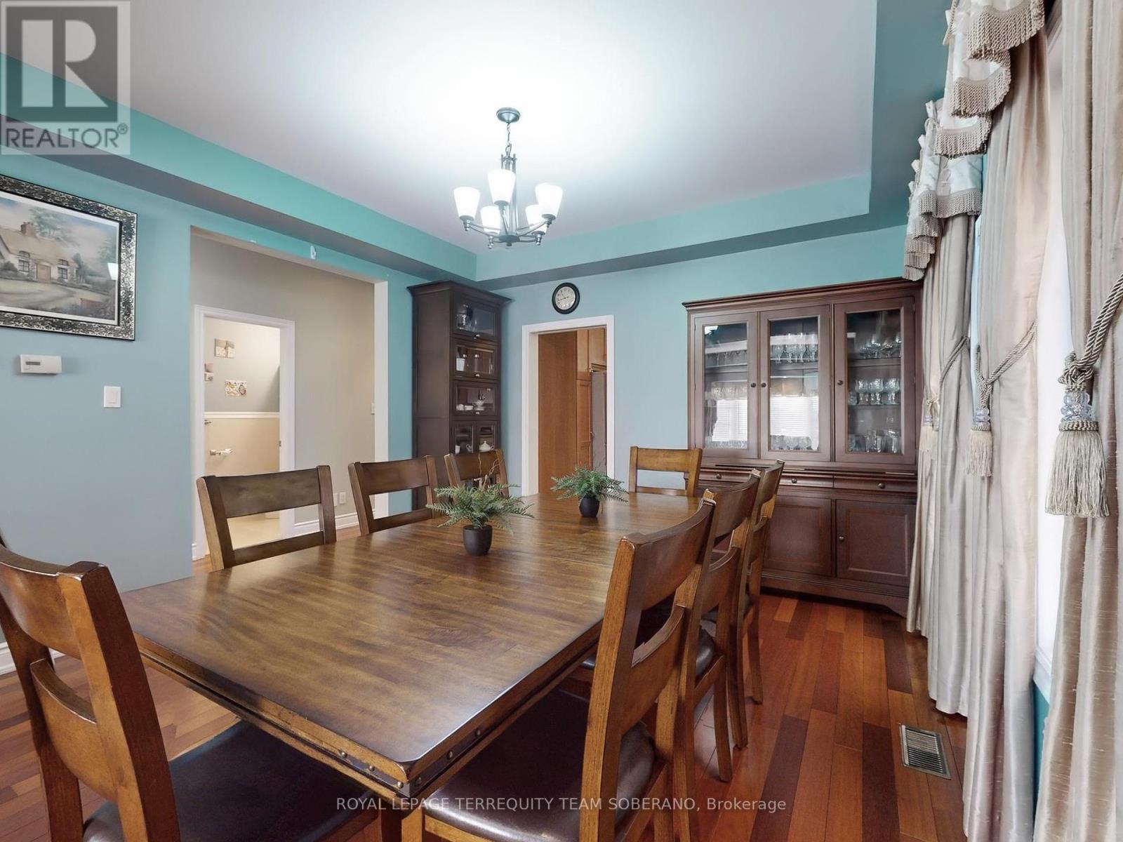 Photo 9 of 88 Montana Avenue, Toronto ON