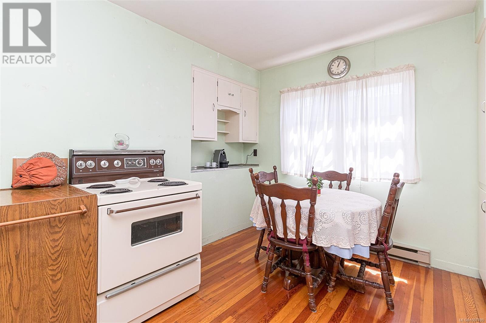  9674 Third Street, Sidney