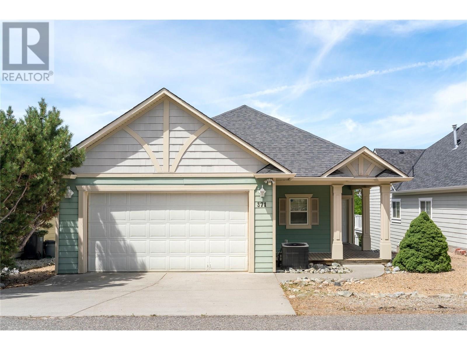 Photo 1 of 371 Mccarren Avenue, Kelowna BC