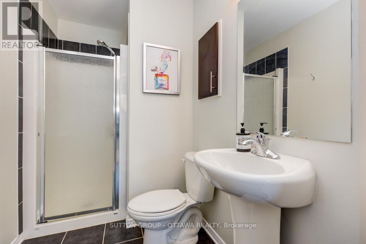 Photo 4 of 408 Sadar Private, Ottawa ON