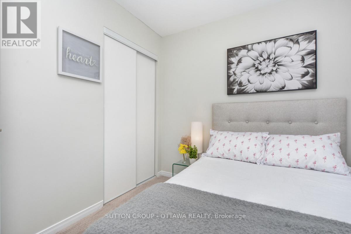 Photo 40 of 408 Sadar Private, Ottawa ON