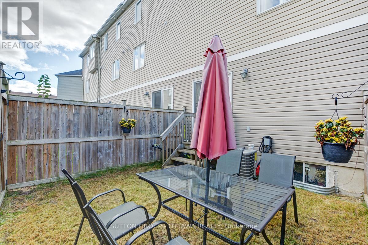 Photo 20 of 408 Sadar Private, Ottawa ON