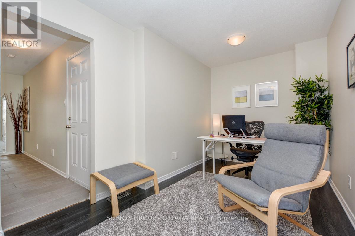 Photo 3 of 408 Sadar Private, Ottawa ON