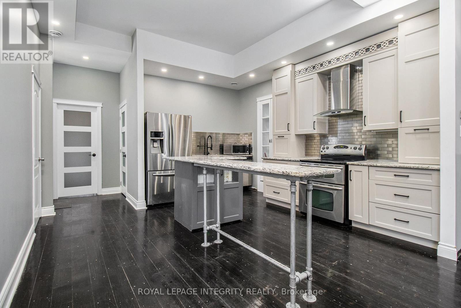 Photo 13 of 3 115 Percy Street, Ottawa ON