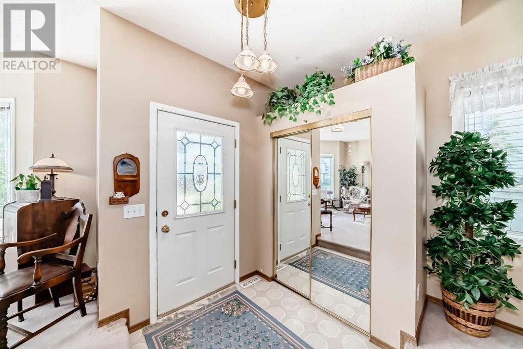 Single Family House 4 Level for Sale in  Hidden Way NW Hidden Valley Calgary 