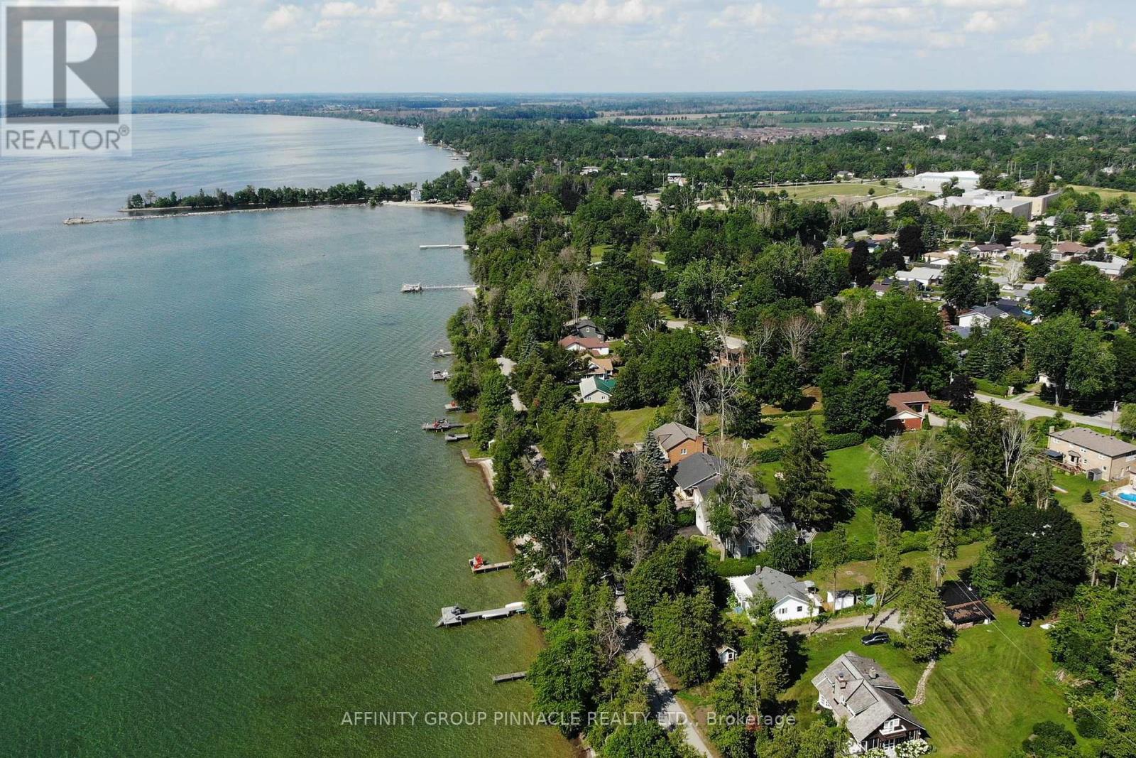 Photo 11 of B 35 Lakeshore Road, Brock ON