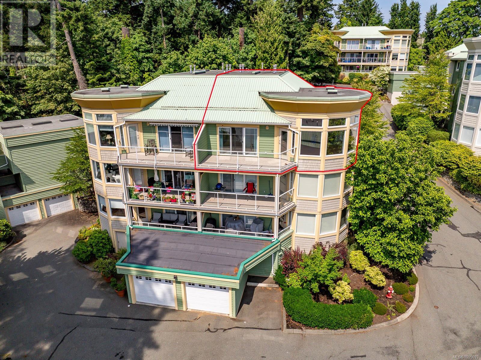 412 2275 Comox Ave, Comox
