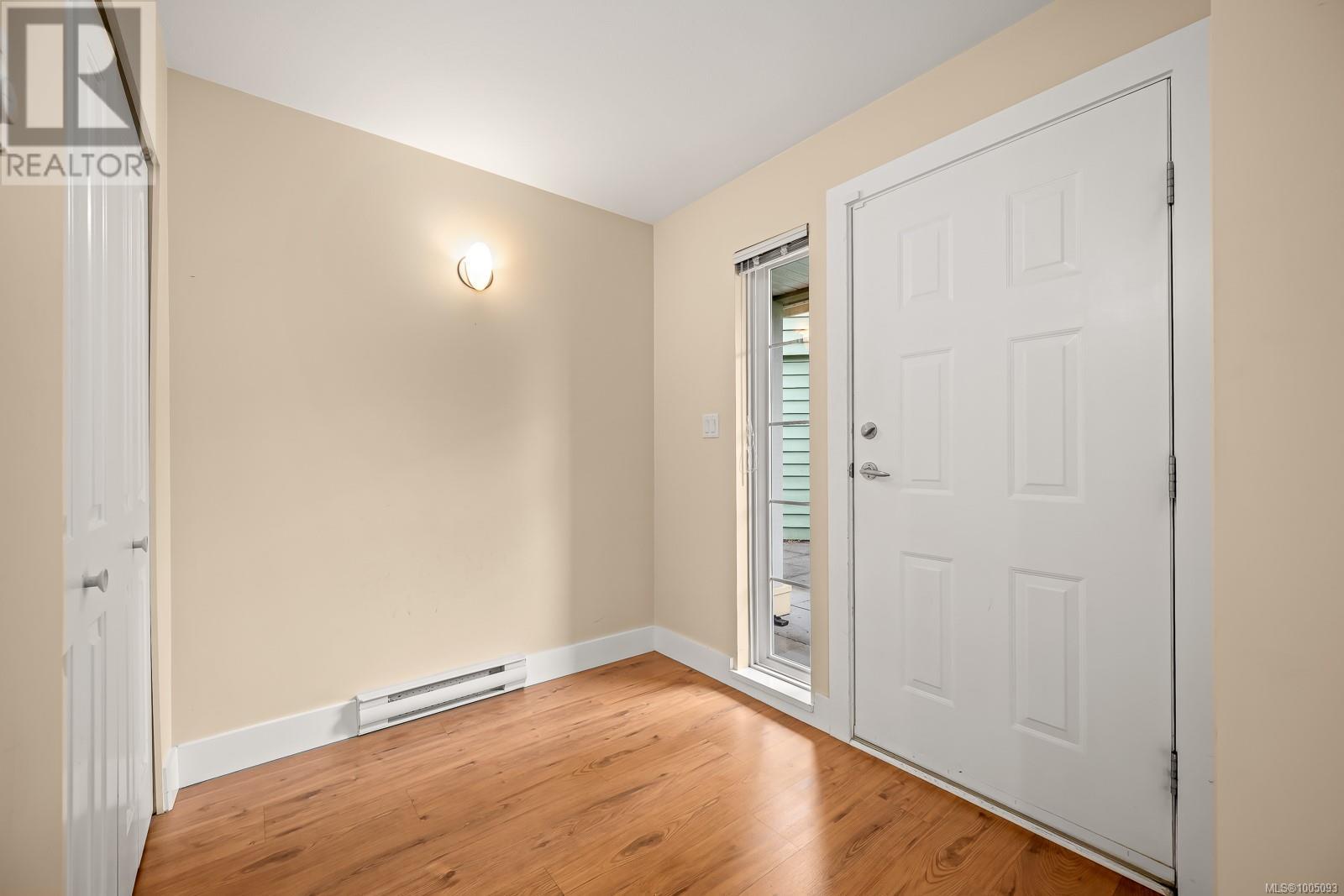 412 2275 Comox Ave, Comox