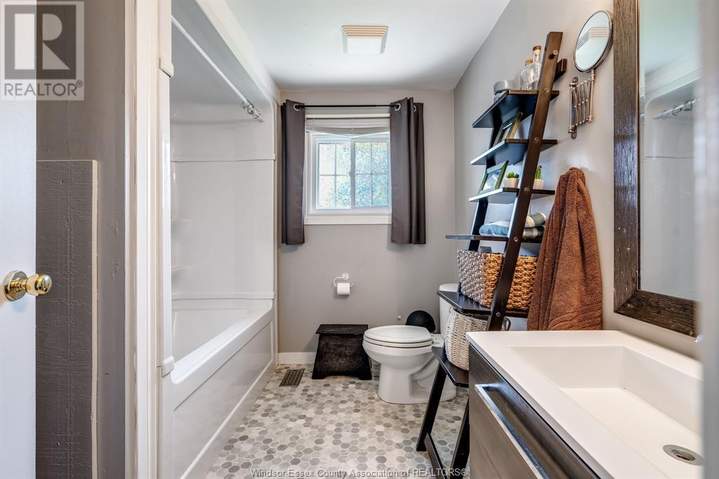 Photo 14 of 3054 Coram, Windsor ON