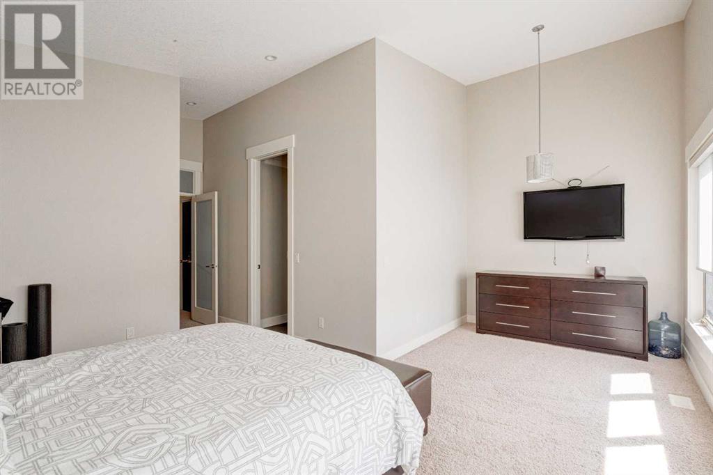 Single Family House for Sale in   Street SW Glenbrook Calgary 