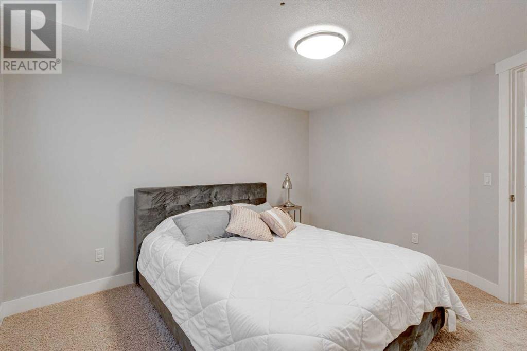 Single Family House for Sale in   Street SW Glenbrook Calgary 