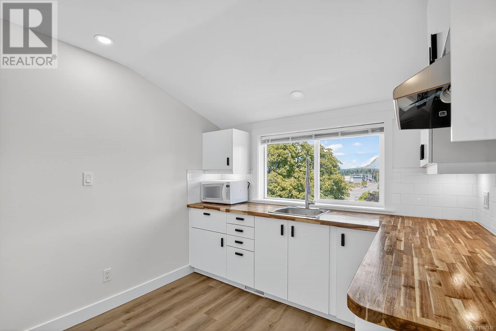 Photo 17 of 4557 Morton St, Port Alberni BC