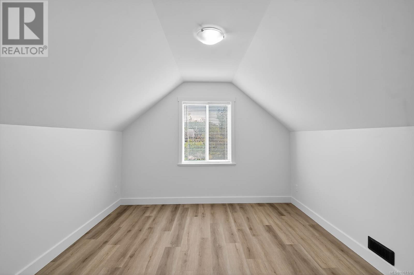 Photo 47 of 4557 Morton St, Port Alberni BC