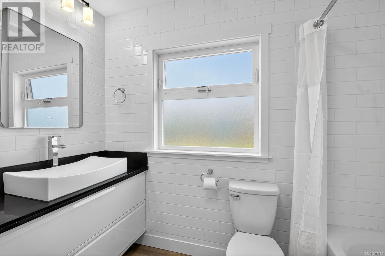 Photo 61 of 4557 Morton St, Port Alberni BC