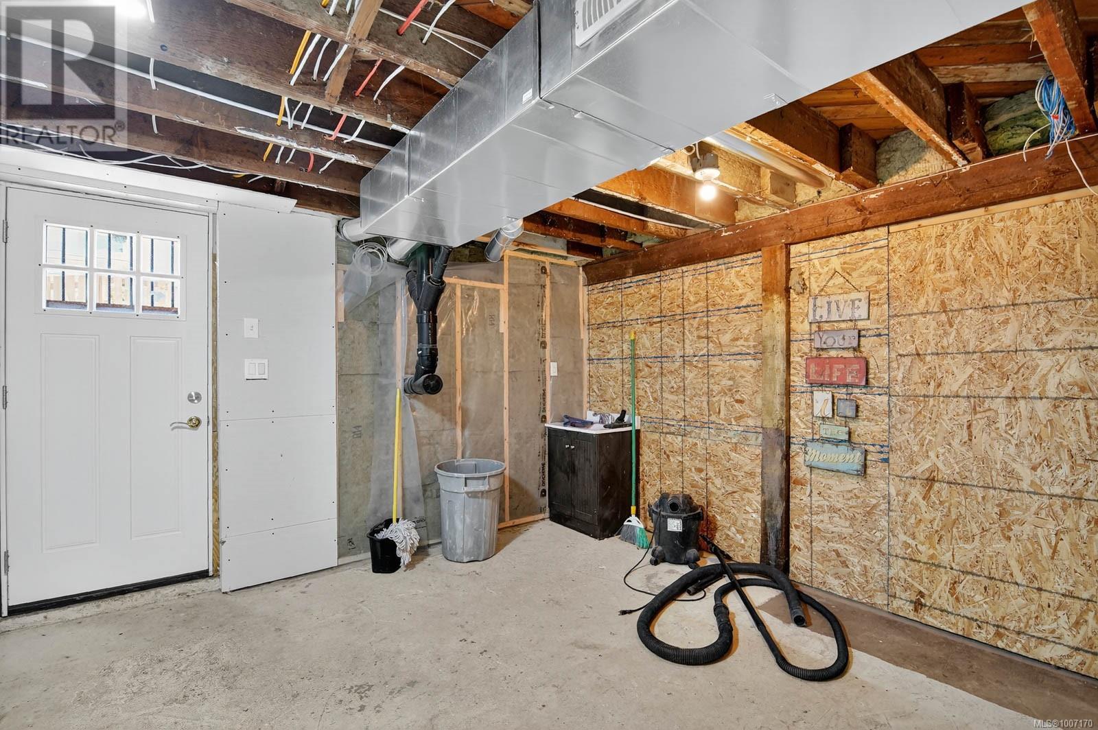 Photo 34 of 4557 Morton St, Port Alberni BC