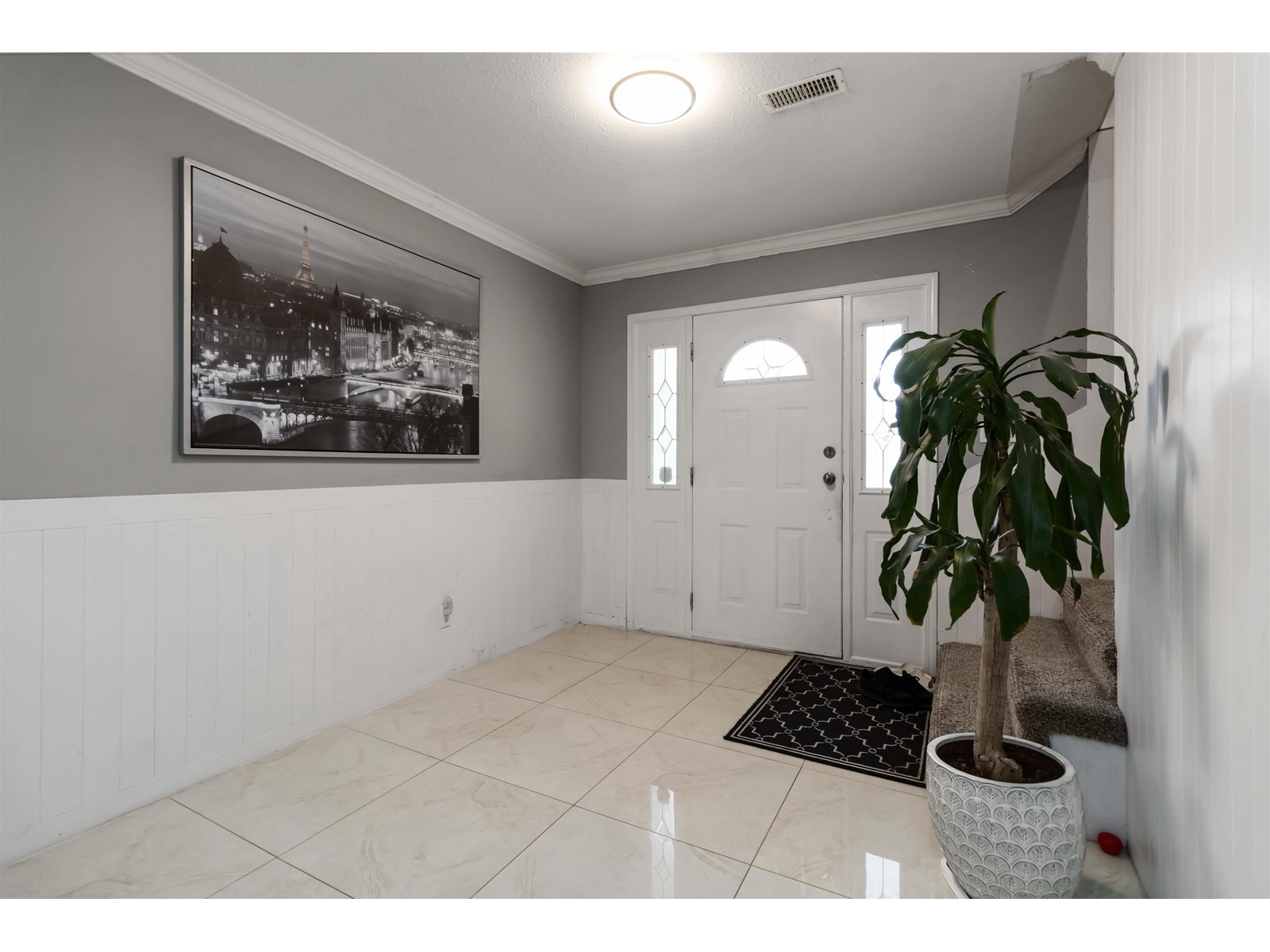 Photo 4 of 32500 Emerald Avenue, Abbotsford BC