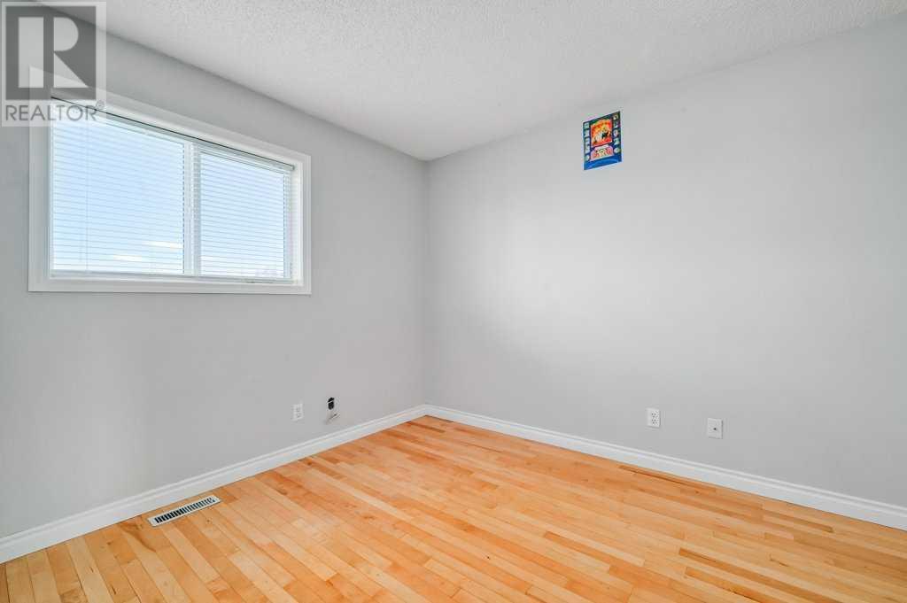 Single Family House for Sale in  San Diego Place NE Monterey Park Calgary 