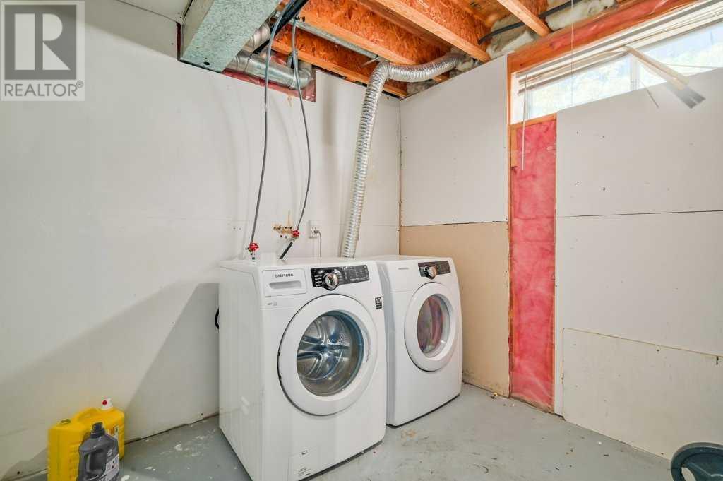 Single Family House for Sale in  San Diego Place NE Monterey Park Calgary 