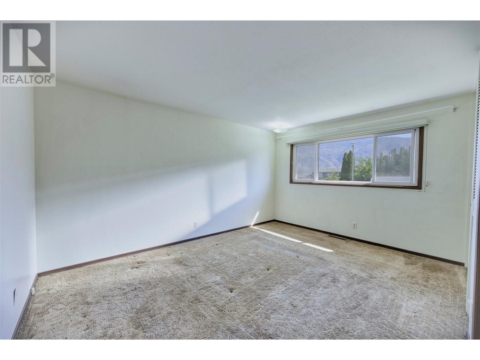 5011 89th Street, Osoyoos