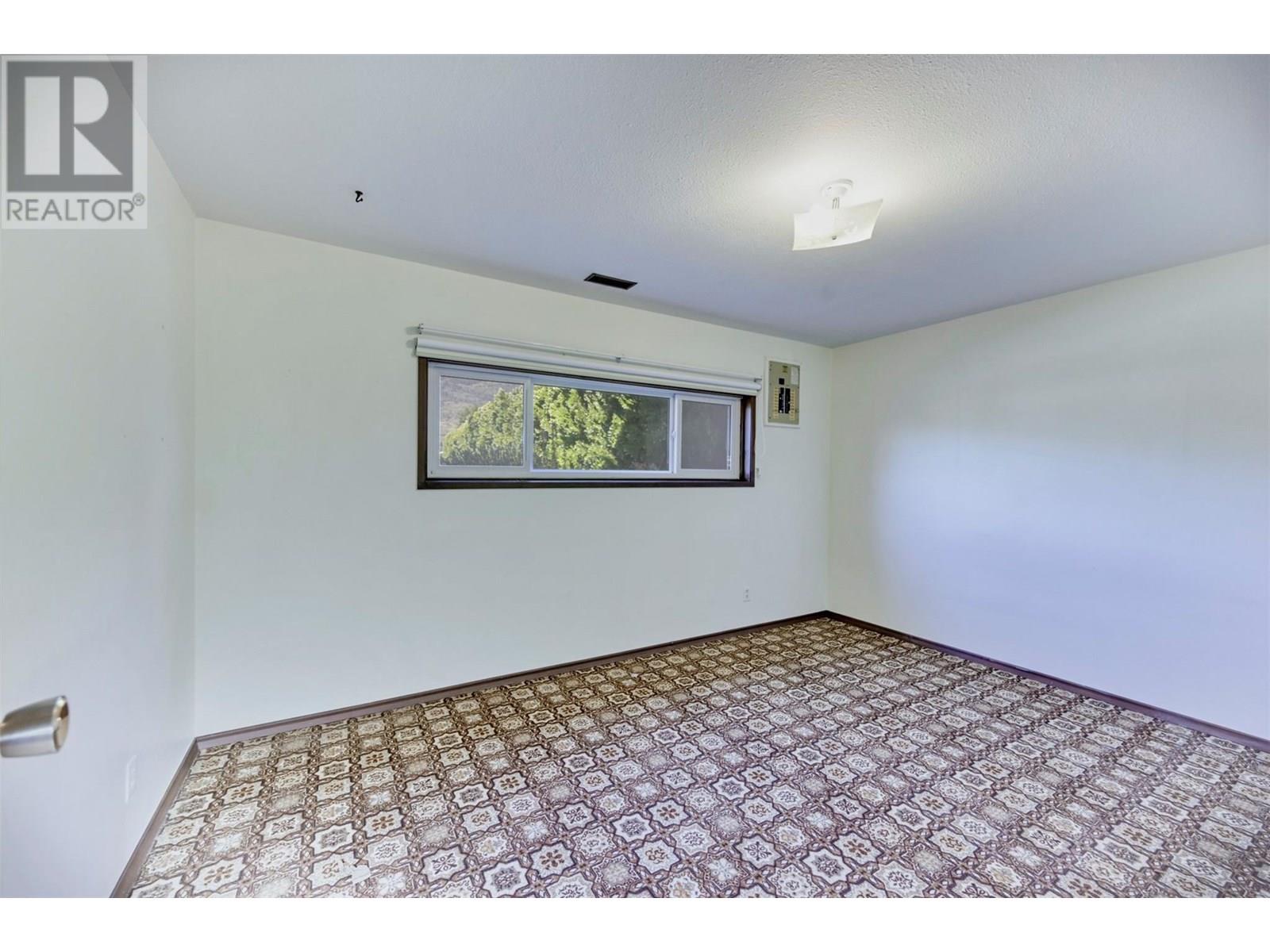 5011 89th Street, Osoyoos