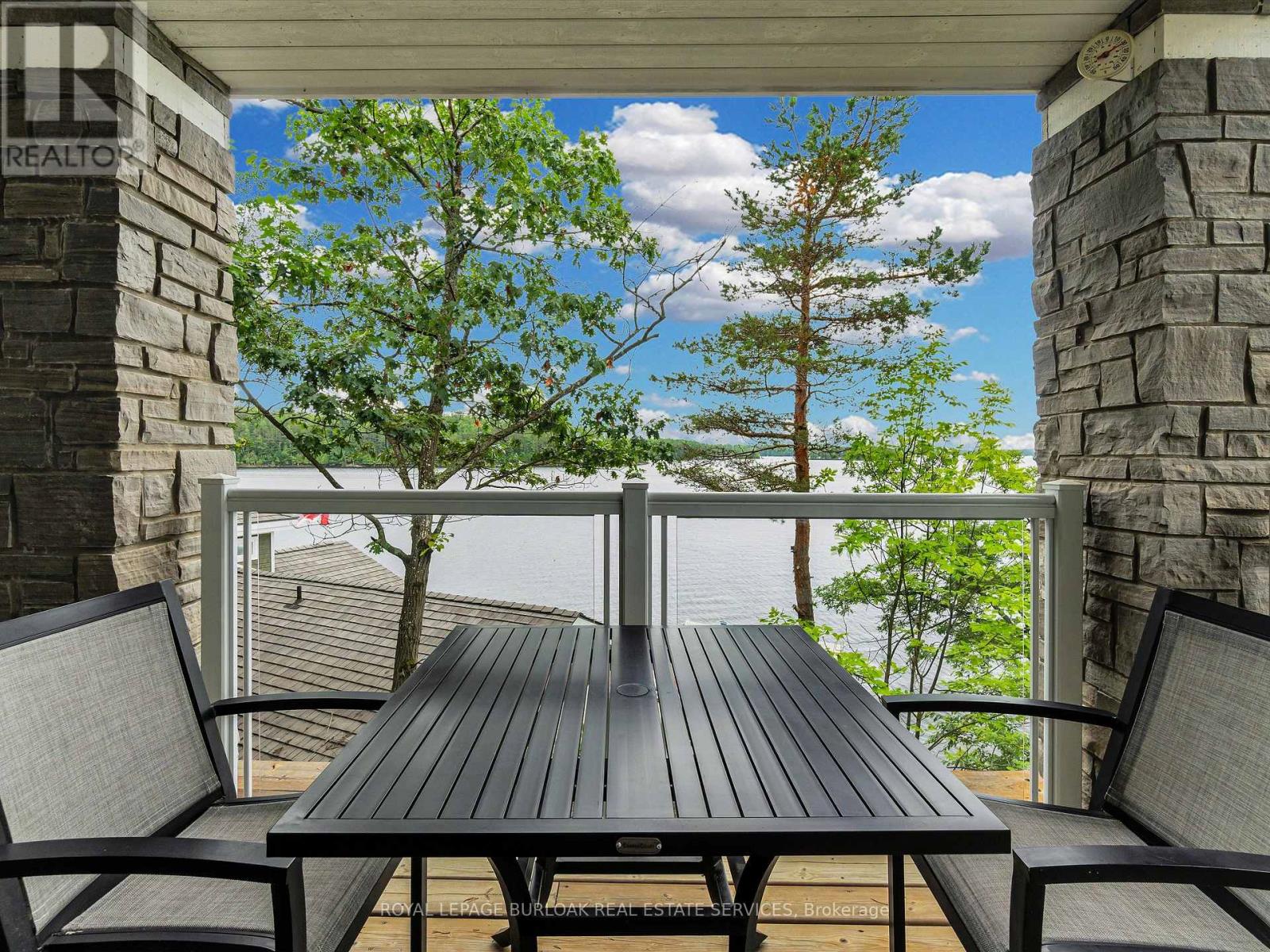 Photo 12 of Btw 101 1869 Muskoka 118 Road W, Muskoka Lakes ON