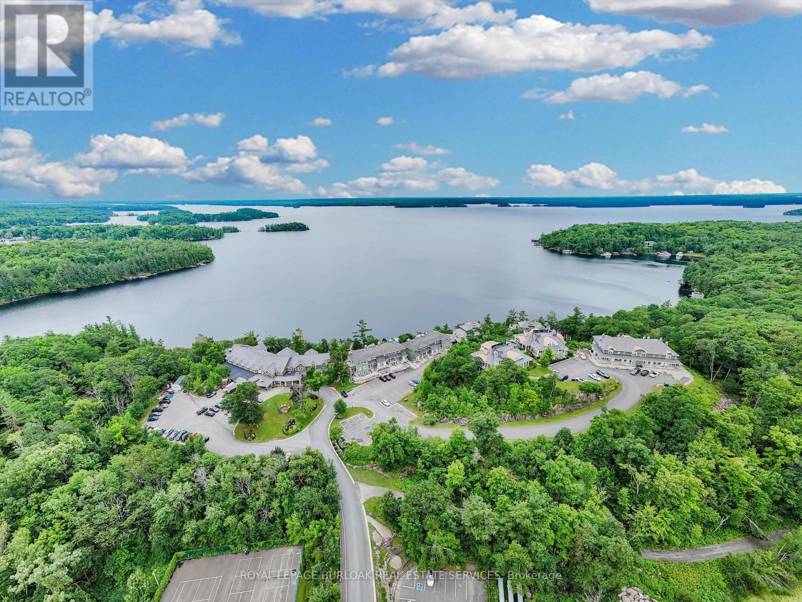 Photo 5 of Btw 101 1869 Muskoka 118 Road W, Muskoka Lakes ON