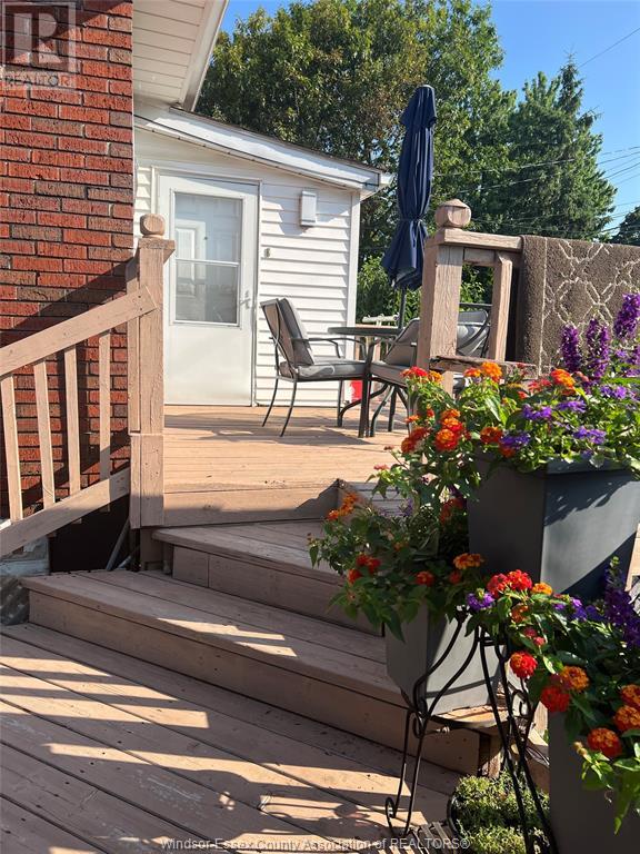 Photo 11 of 1006 Pillette, Windsor ON