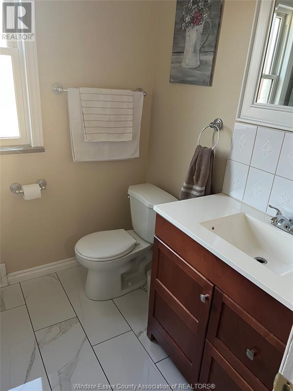 Photo 12 of 1006 Pillette, Windsor ON