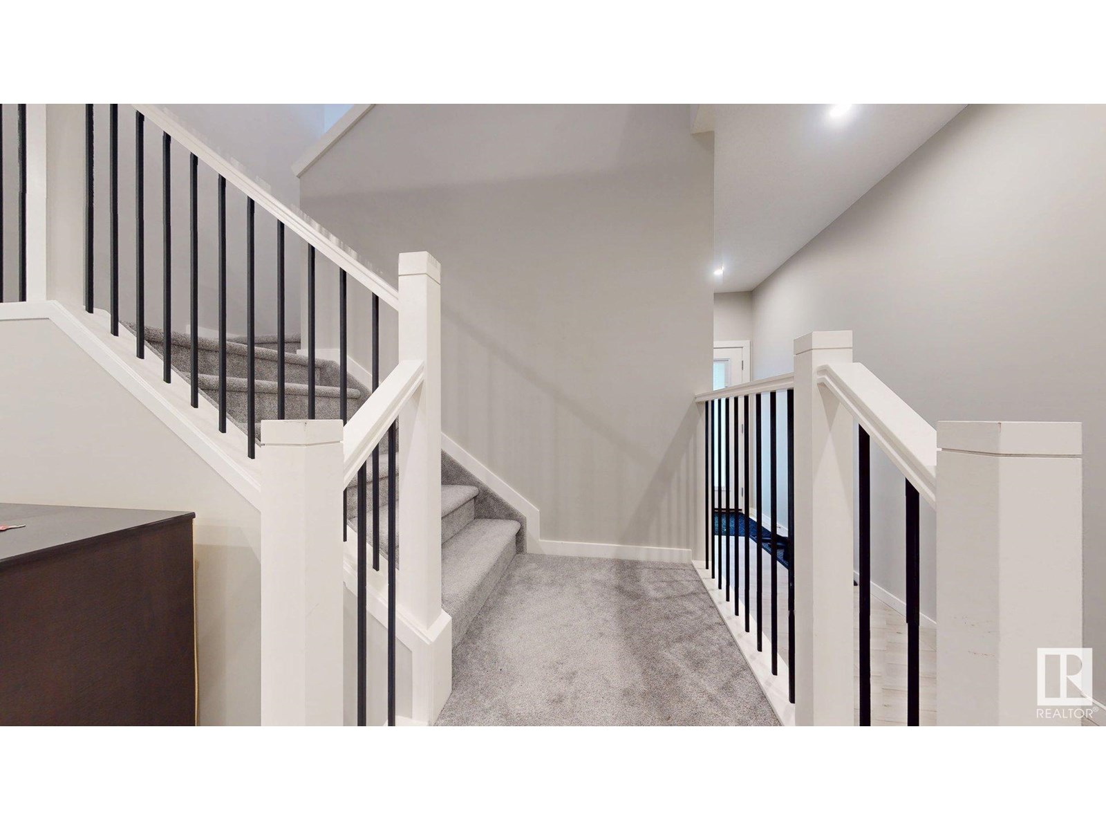 Photo 26 of 607 31 Av Nw, Edmonton AB