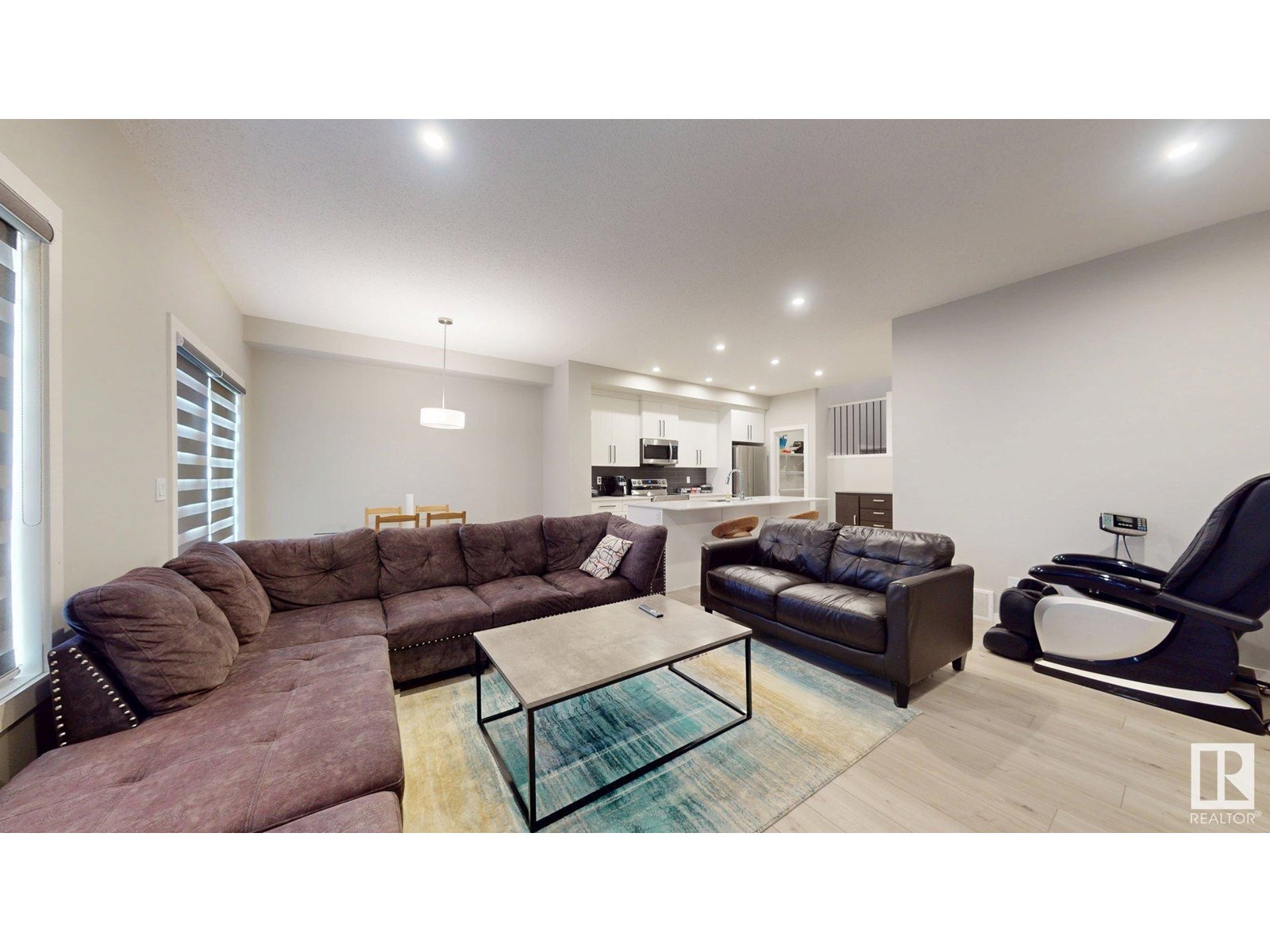 Photo 16 of 607 31 Av Nw, Edmonton AB