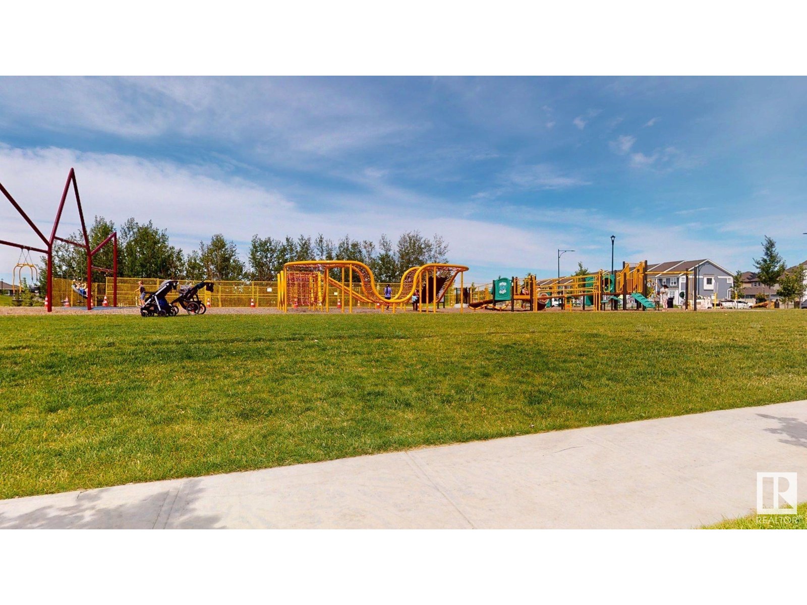 Photo 22 of 607 31 Av Nw, Edmonton AB