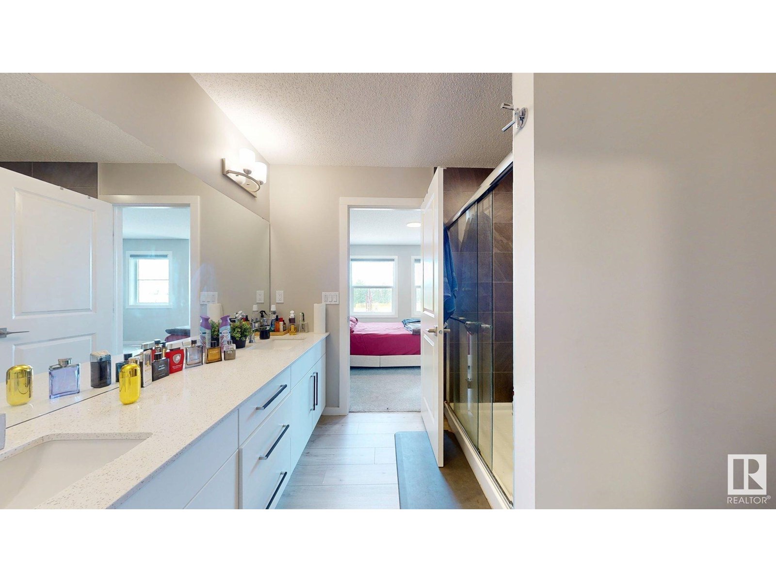 Photo 34 of 607 31 Av Nw, Edmonton AB