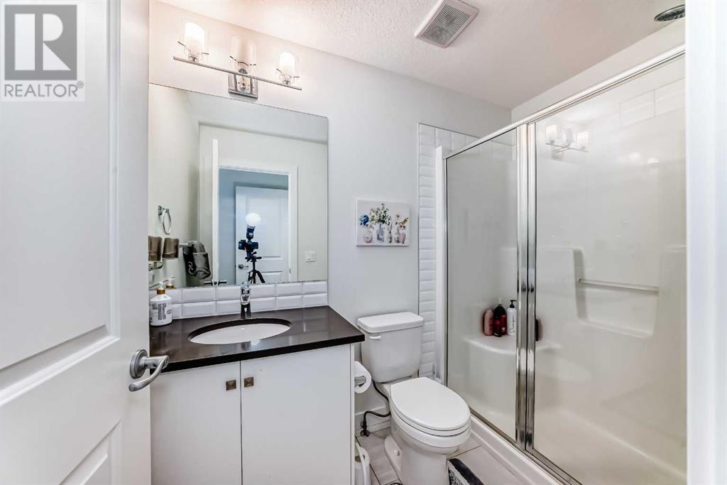 Single Family House for Sale in  Evanscrest Manor NW Evanston Calgary 