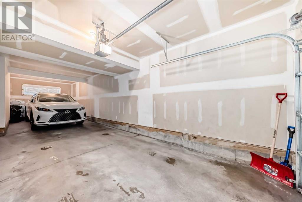 Single Family House for Sale in  Evanscrest Manor NW Evanston Calgary 