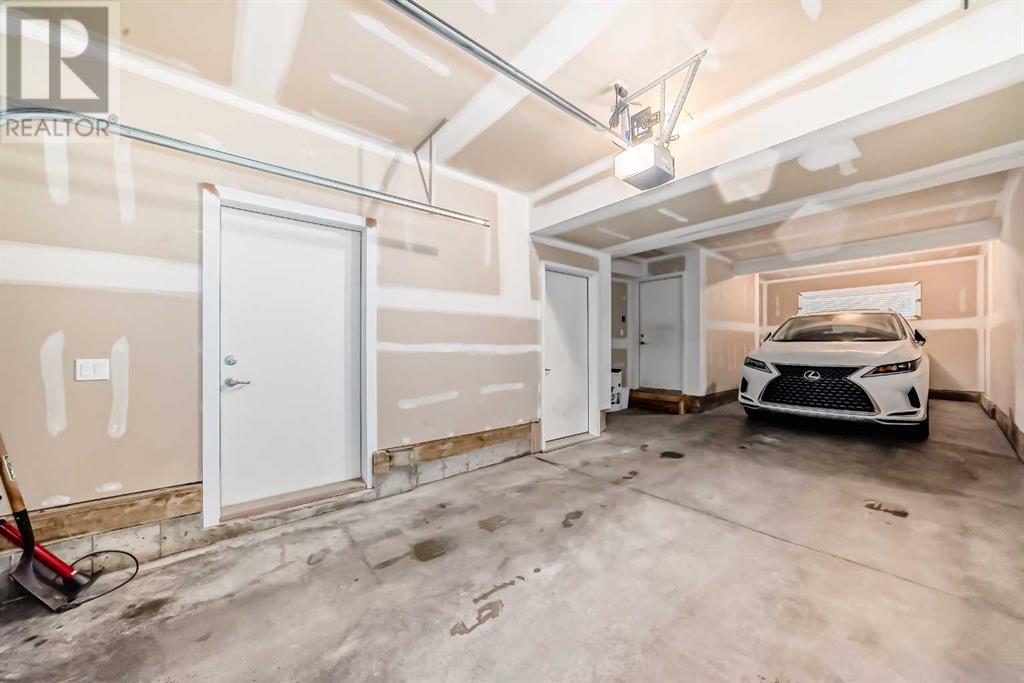 Single Family House for Sale in  Evanscrest Manor NW Evanston Calgary 
