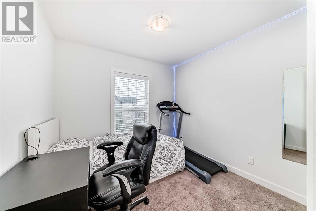 Single Family House for Sale in  Evanscrest Manor NW Evanston Calgary 