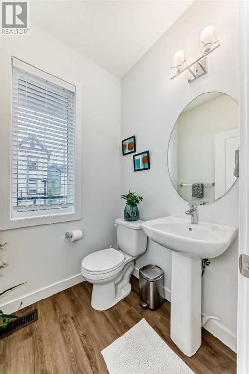 Single Family House for Sale in  Evanscrest Manor NW Evanston Calgary 