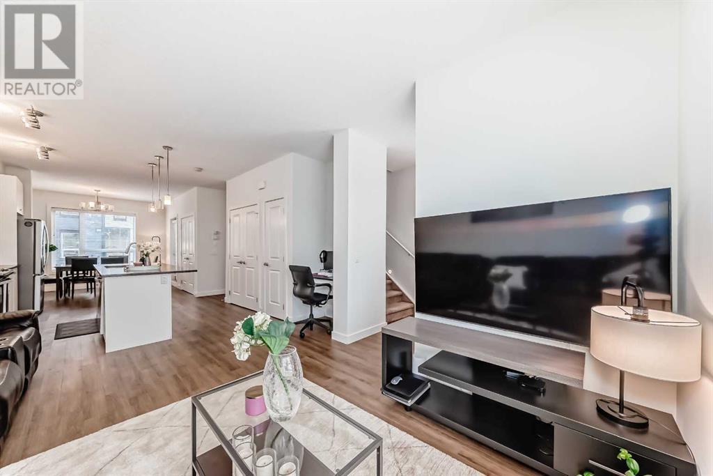 Single Family House for Sale in  Evanscrest Manor NW Evanston Calgary 