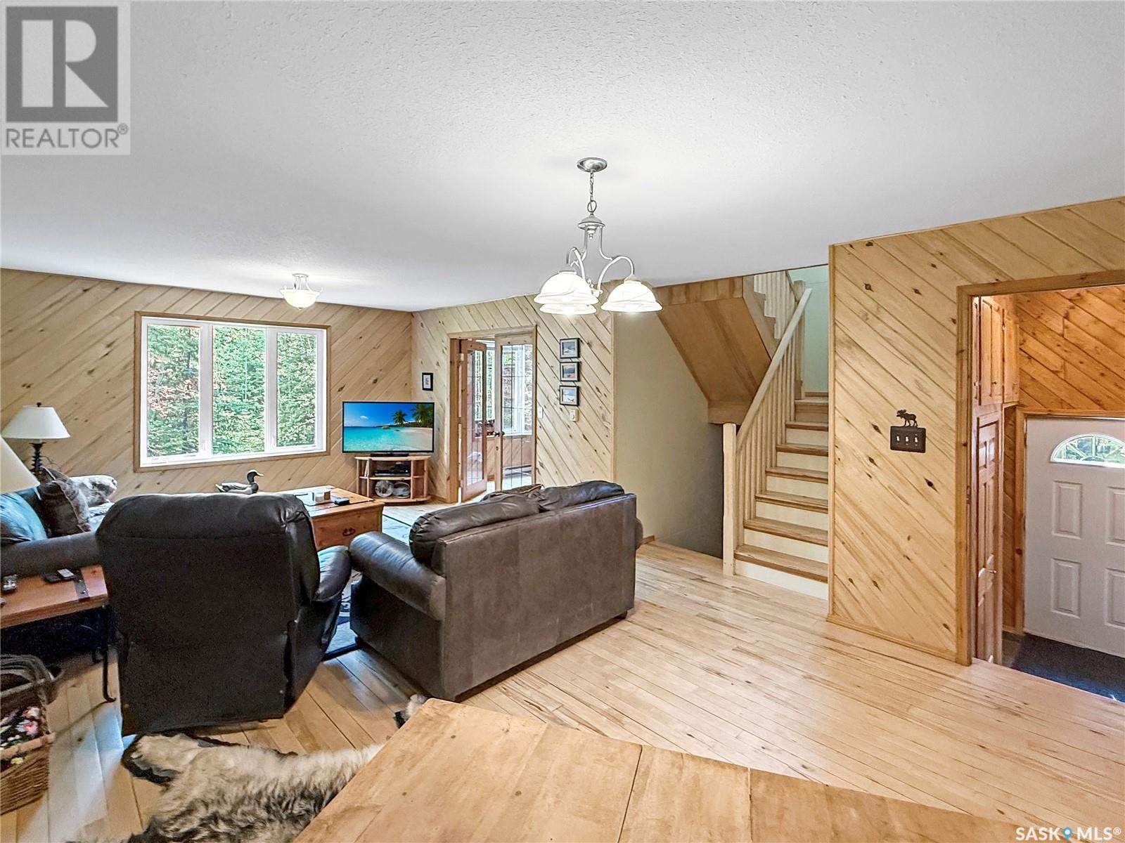 Photo 15 of 509 Aspen Crescent, White Swan Lake SK