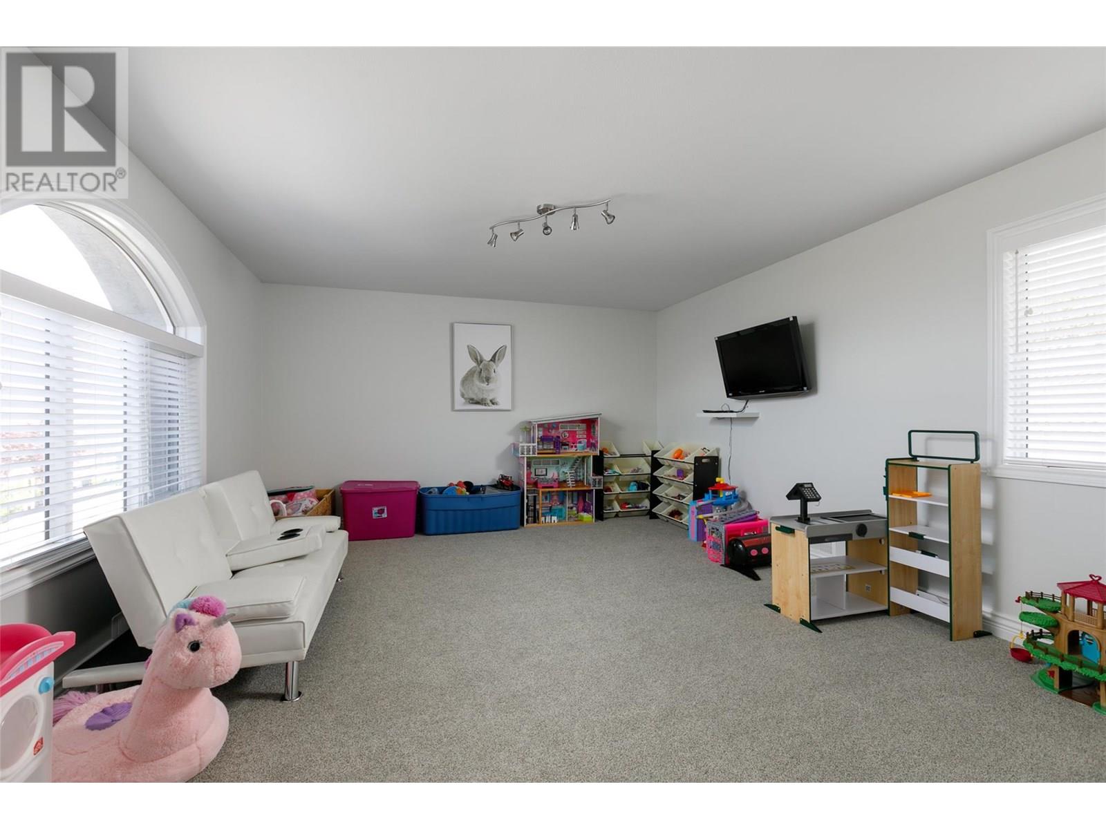  2177 Breckenridge Court, Kelowna